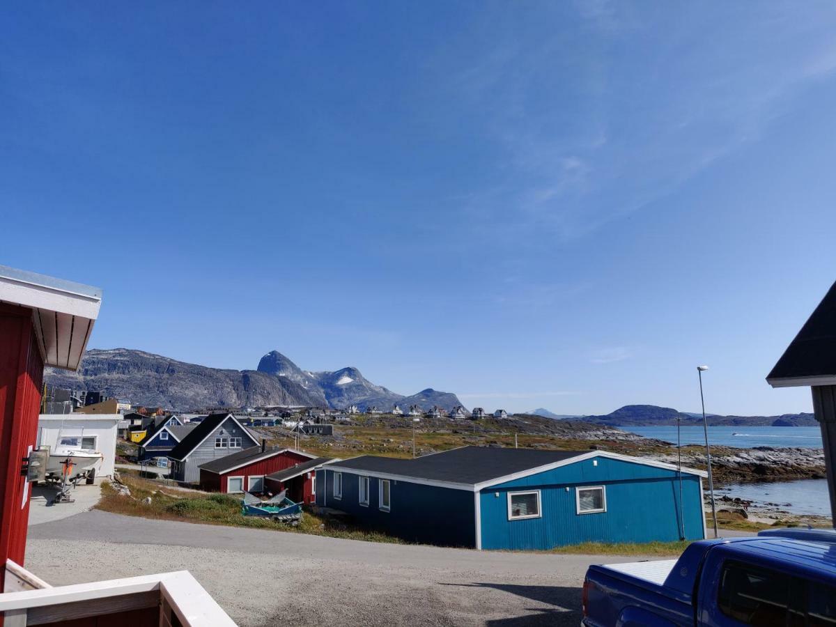 Eagle View Hotel Nuuk Ngoại thất bức ảnh